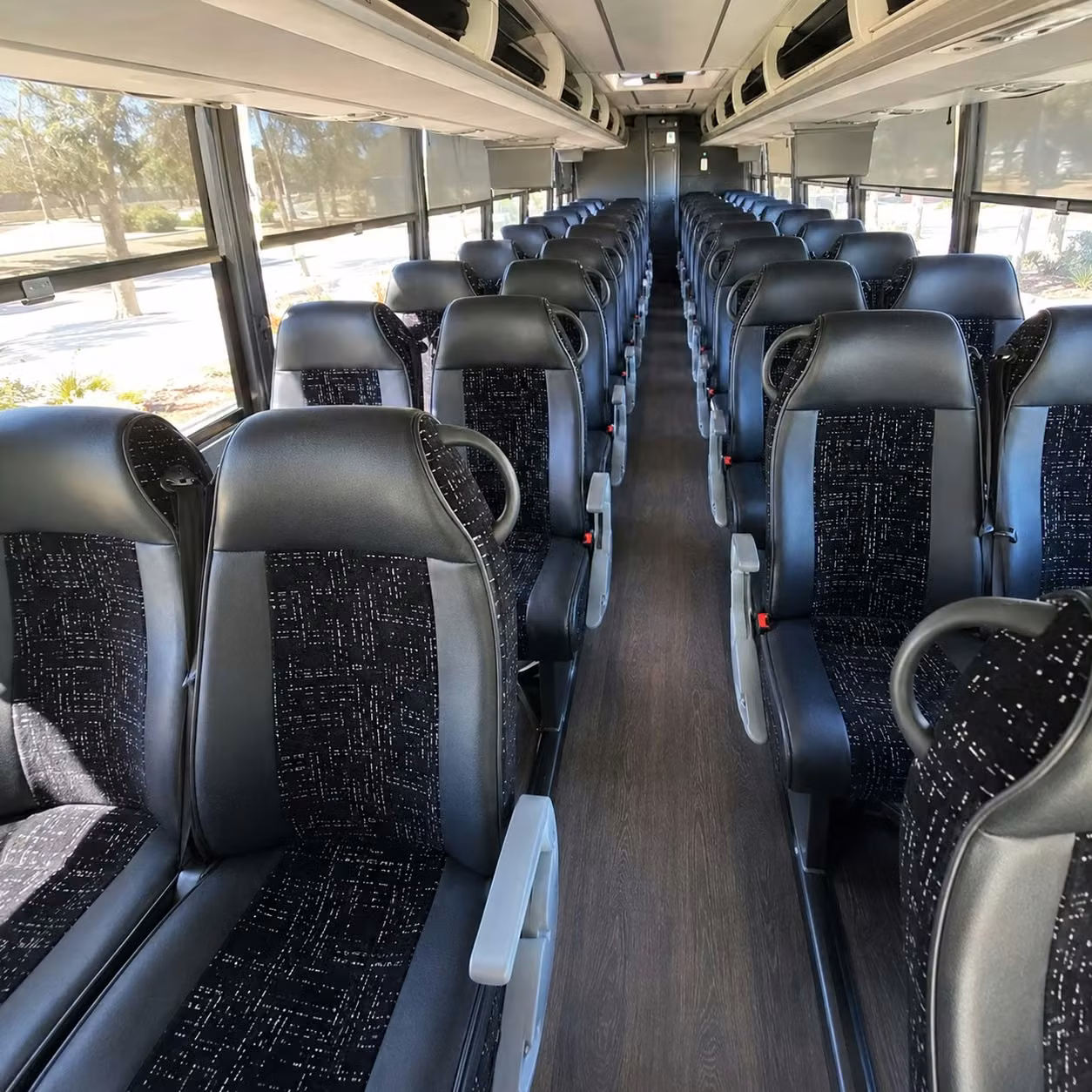 charter buses for lakeland corporate retreats team building events and offsite meetings